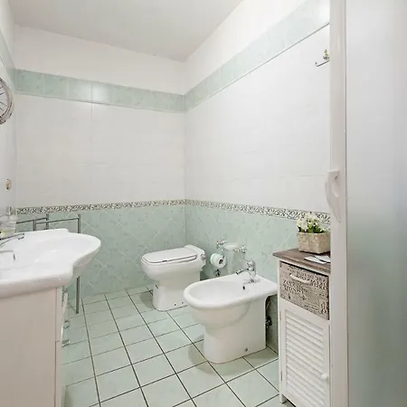 Friendly Candia House *